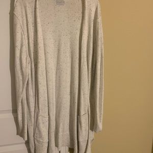 XXL long light weight sweater cardigan. White with black & grey specks